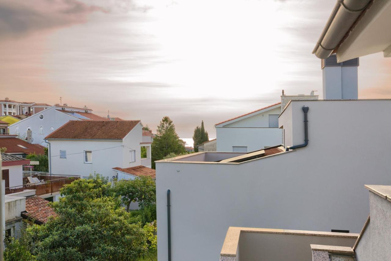 Tomisha Apartamento Pjescana Uvala Exterior foto