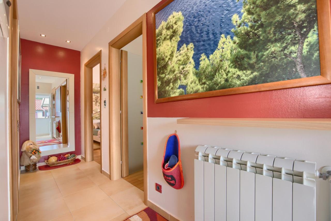 Tomisha Apartamento Pjescana Uvala Exterior foto